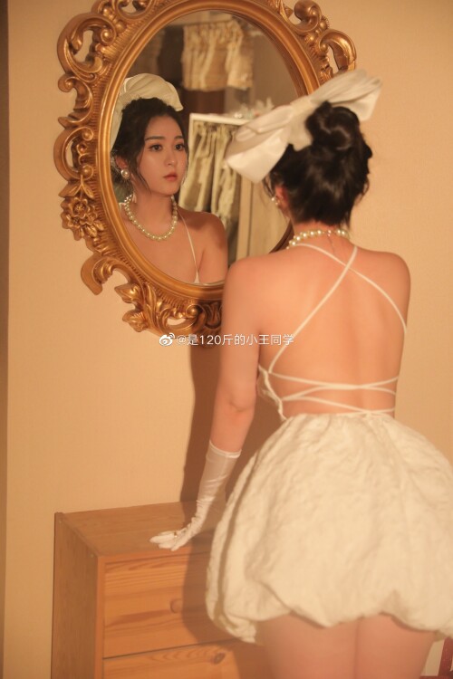 008qh2ymly1h04pue43xvj322o3404qq.jpg