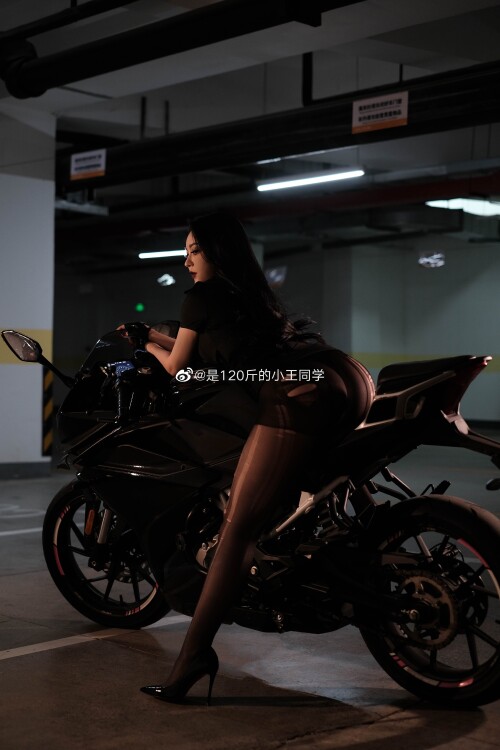 008qh2ymly1h0h9b3dpp2j322o340npd.jpg
