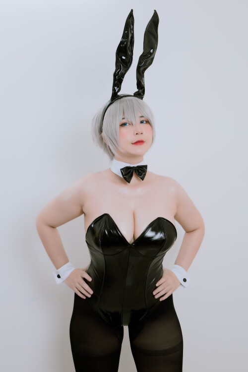 01_Uzaki_Chan_Bunny_1.md.jpg