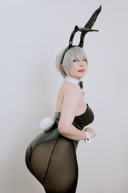 03_Uzaki_Chan_Bunny_3.md.jpg