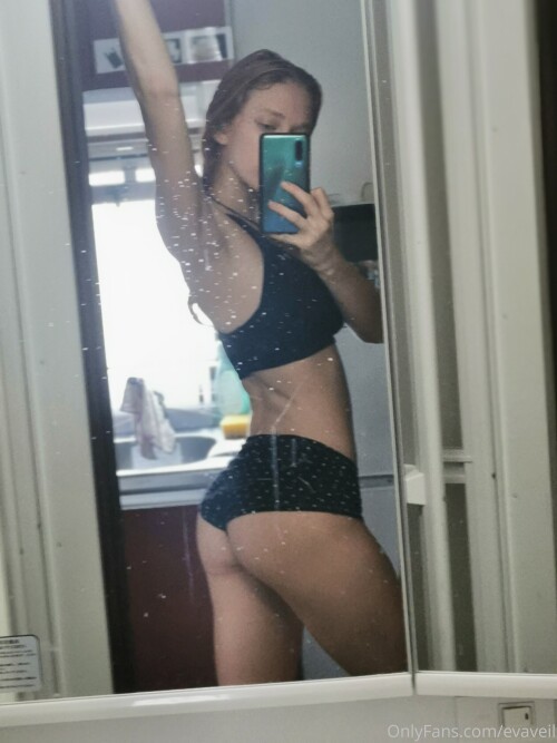 Evaveil Nude Leaked Onlyfans Photo