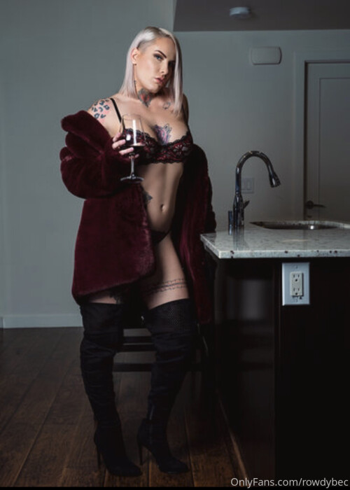 Bec Rawlings Nude Leaked Onlyfans Photo Bec Rawlings Nude Leaked Onlyfans Photo