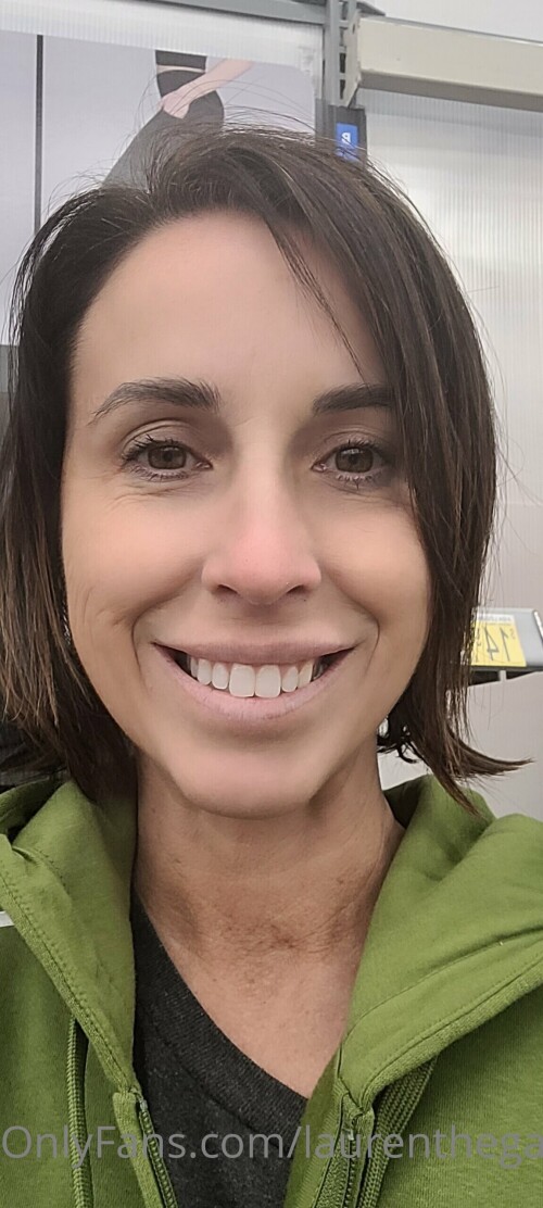 Lauren the GA Queen / Lauren the GA Milf Nude Leaked Onlyfans Photo Lauren the GA Queen / Lauren the GA Milf Nude Leaked Onlyfans Photo