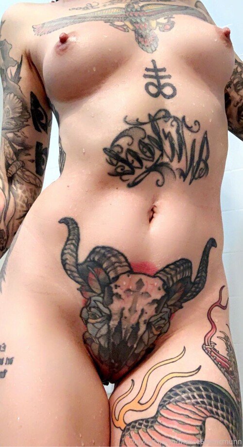 Malice Mcmunn: punk rock queen Nude Leaked Onlyfans Photo
