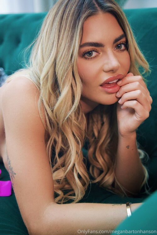 Megan Barton Hanson Nude Leaked Onlyfans Photo