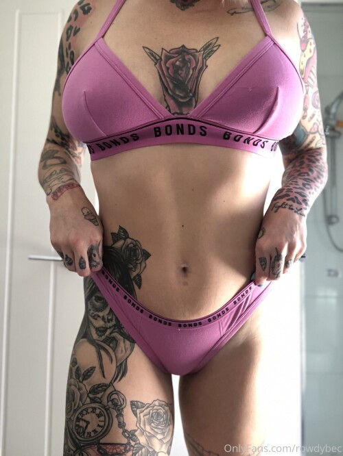 Bec Rawlings Nude Leaked Onlyfans Photo Bec Rawlings Nude Leaked Onlyfans Photo