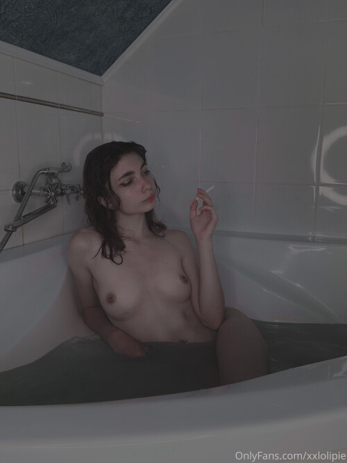 XXLOLIPIE Nude Leaked Onlyfans Photo XXLOLIPIE Nude Leaked Onlyfans Photo