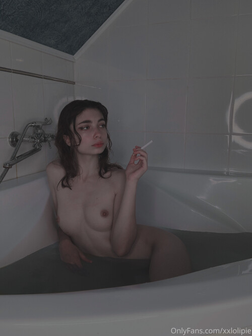 XXLOLIPIE Nude Leaked Onlyfans Photo XXLOLIPIE Nude Leaked Onlyfans Photo