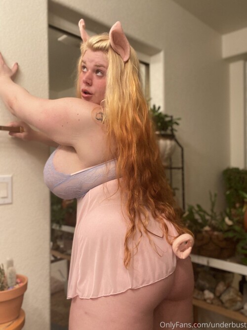 Penny Underbust Nude Leaked Onlyfans Photo Penny Underbust Nude Leaked Onlyfans Photo