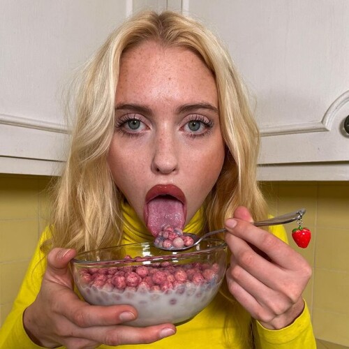 Chloe cherry Nude Leaked Onlyfans Photo