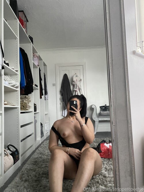 Mel Farahmand / strippercoochie Nude Leaked Onlyfans Photo Mel Farahmand / strippercoochie Nude Leaked Onlyfans Photo