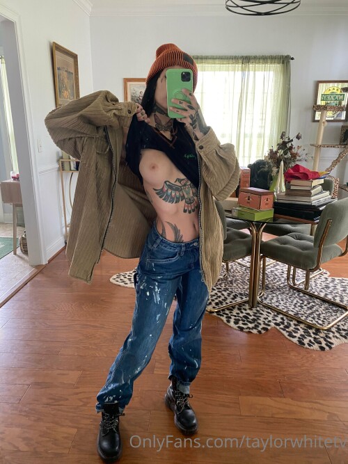 Taylor White | taylorwhitetv Nude Leaked Onlyfans Photo