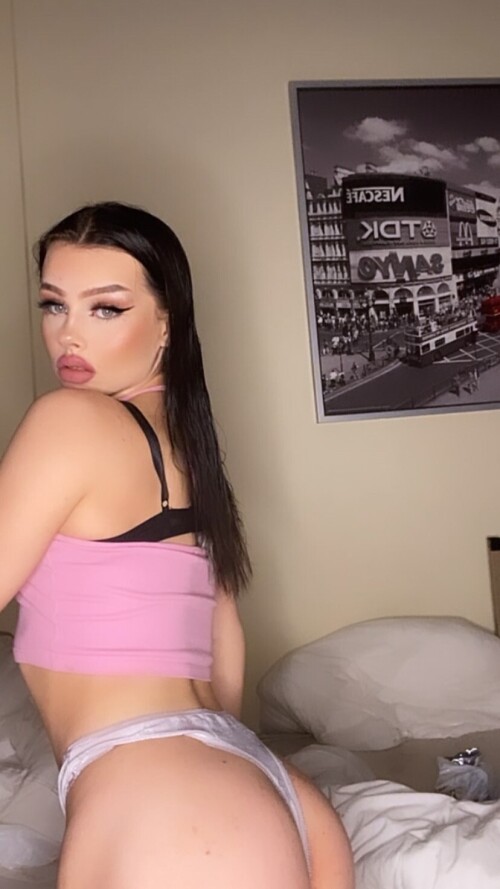 Lara Büttner (larabttnn) Nude Leaked Onlyfans Photo Lara Büttner (larabttnn) Nude Leaked Onlyfans Photo