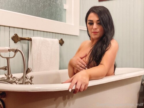 Miss_milf (deactivated) Nude Leaked Onlyfans Photo Miss_milf (deactivated) Nude Leaked Onlyfans Photo