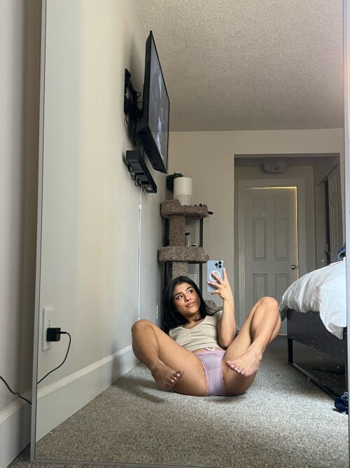 444Vanessa / Vanessak_2002 Nude Leaked Onlyfans Photo