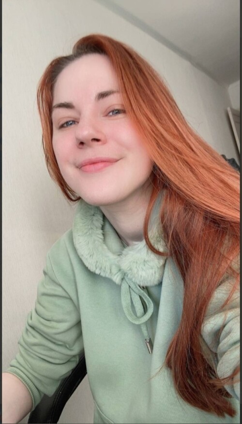 4VQoIAFxFI0.md.jpg