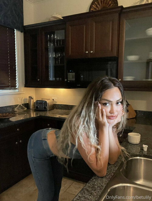 betulily Nude Leaked Onlyfans Photo