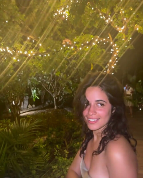 8C6DE876-2F09-4367-B2BC-9F4EEE49982E.md.jpg