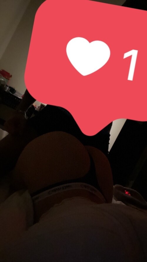 Lara Büttner (larabttnn) Nude Leaked Onlyfans Photo Lara Büttner (larabttnn) Nude Leaked Onlyfans Photo