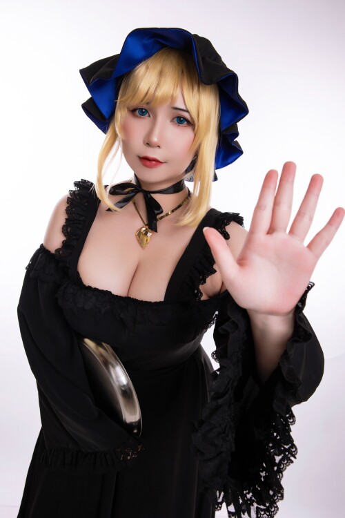 Alice-Maid-5.md.jpg