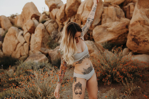 Alysha_Nett_333small.jpg