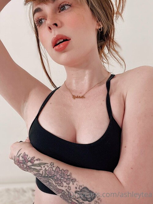 ashleytea / heyashleytea Nude Leaked Onlyfans Photo