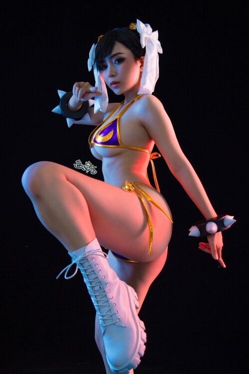 Chun-Li-by-Umeko-J-02.md.jpg
