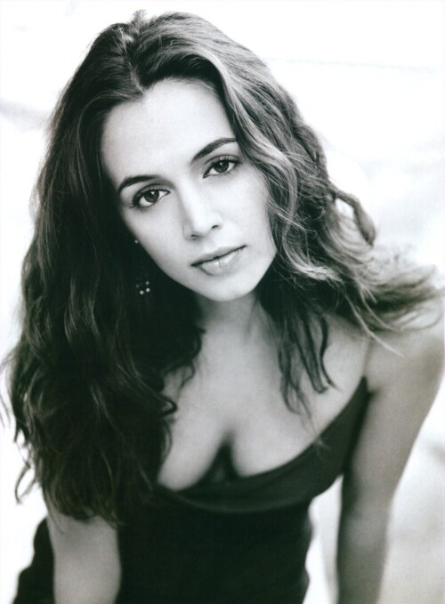 Eliza_Dushku06.jpg