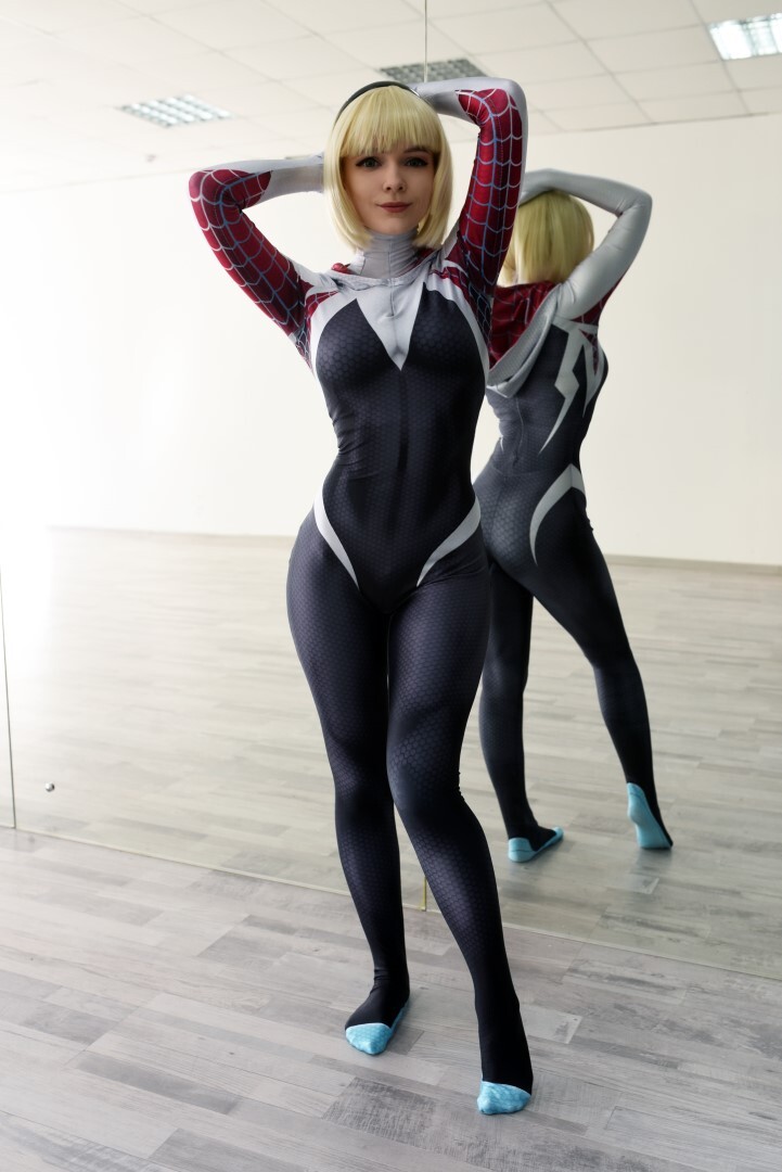 https://simp2.jpg5.su/Evenink-Spider-Gwen-Cosplay-1.jpg