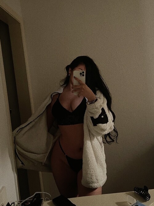 GMayaOF Nude Leaked Onlyfans Photo GMayaOF Nude Leaked Onlyfans Photo