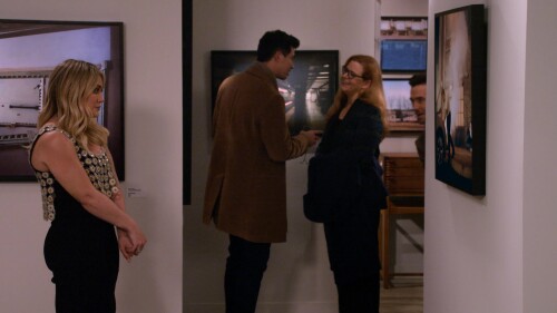 How.I.Met.Your.Father.S01E10.Timing.is.Everything.1080p.HULU.WEB-DL.DDP5.1.H.264-NOSiViD.mkv_snapshot_21.08_2022.03.15_13.20.28.md.jpg