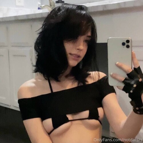 ItsNotDatSrs | Notdatsrs | liz | lilredvlvt Nude Leaked Onlyfans Photo ItsNotDatSrs | Notdatsrs | liz | lilredvlvt Nude Leaked Onlyfans Photo