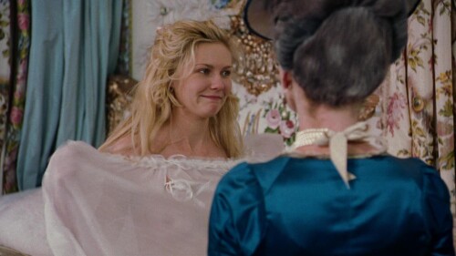 Kirsten-Dunst-snapshot_012.md.jpg