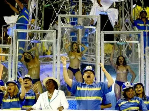 Mulheres-peladas-no-carnaval-29.webp