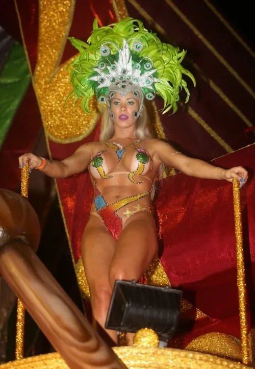 Mulheres-peladas-no-carnaval-66.webp