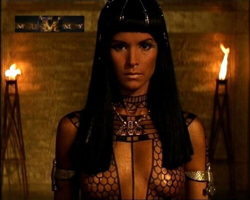 Patricia-Velasquez-the_mummy0012.jpg