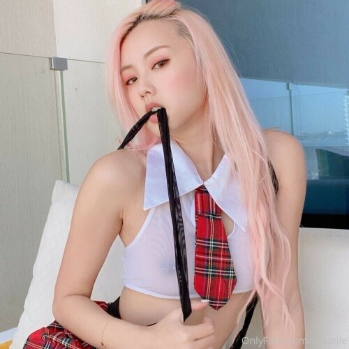 Vyvan Le Nude Leaked Onlyfans Photo