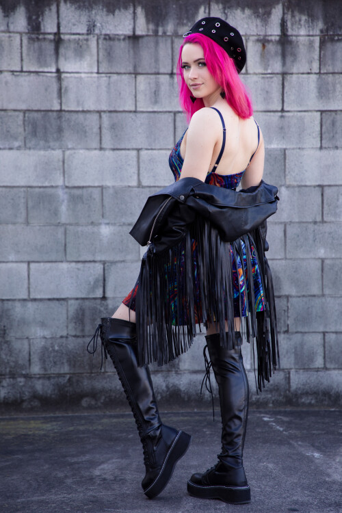 Pink-Hair-Mini-Set-74786f8124950de5b.md.jpg
