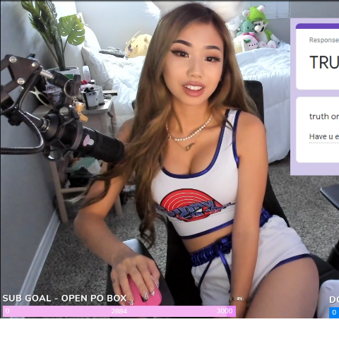 Screenshot-2021-10-23-at-00-55-25-supcaitlin---Twitch.png