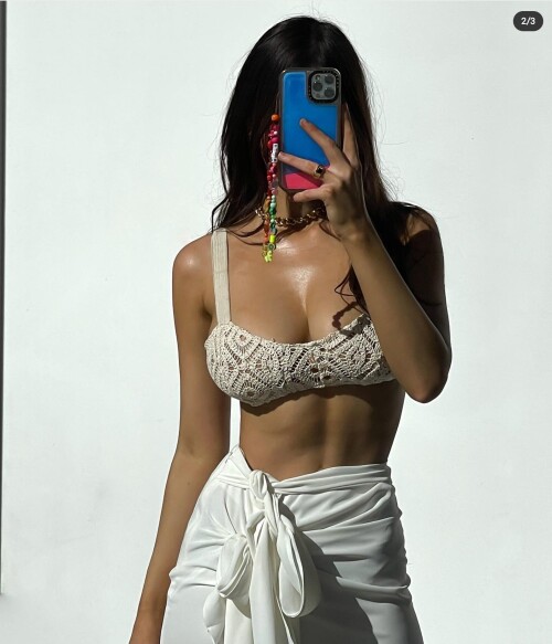 Screenshot_20220318-220940_Instagram.md.jpg