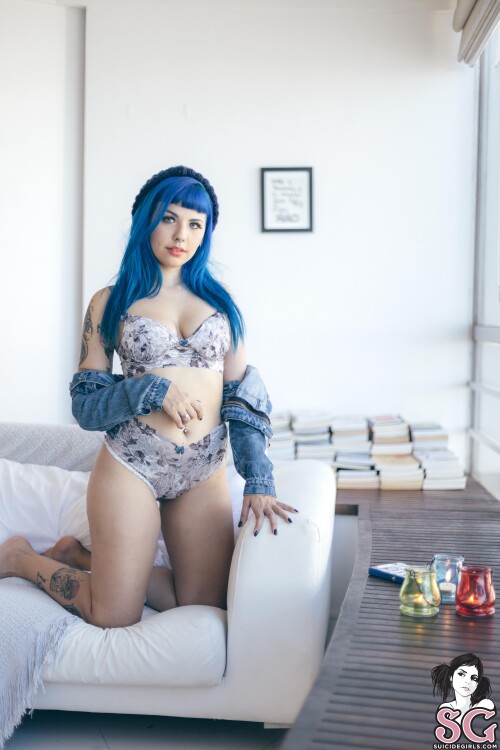 SuicideGirls-Fla---Blue-Vibes-07.jpg