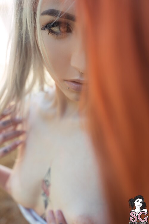 SuicideGirls-Ivory---Passion-Fruit-Janesinner-10.jpg