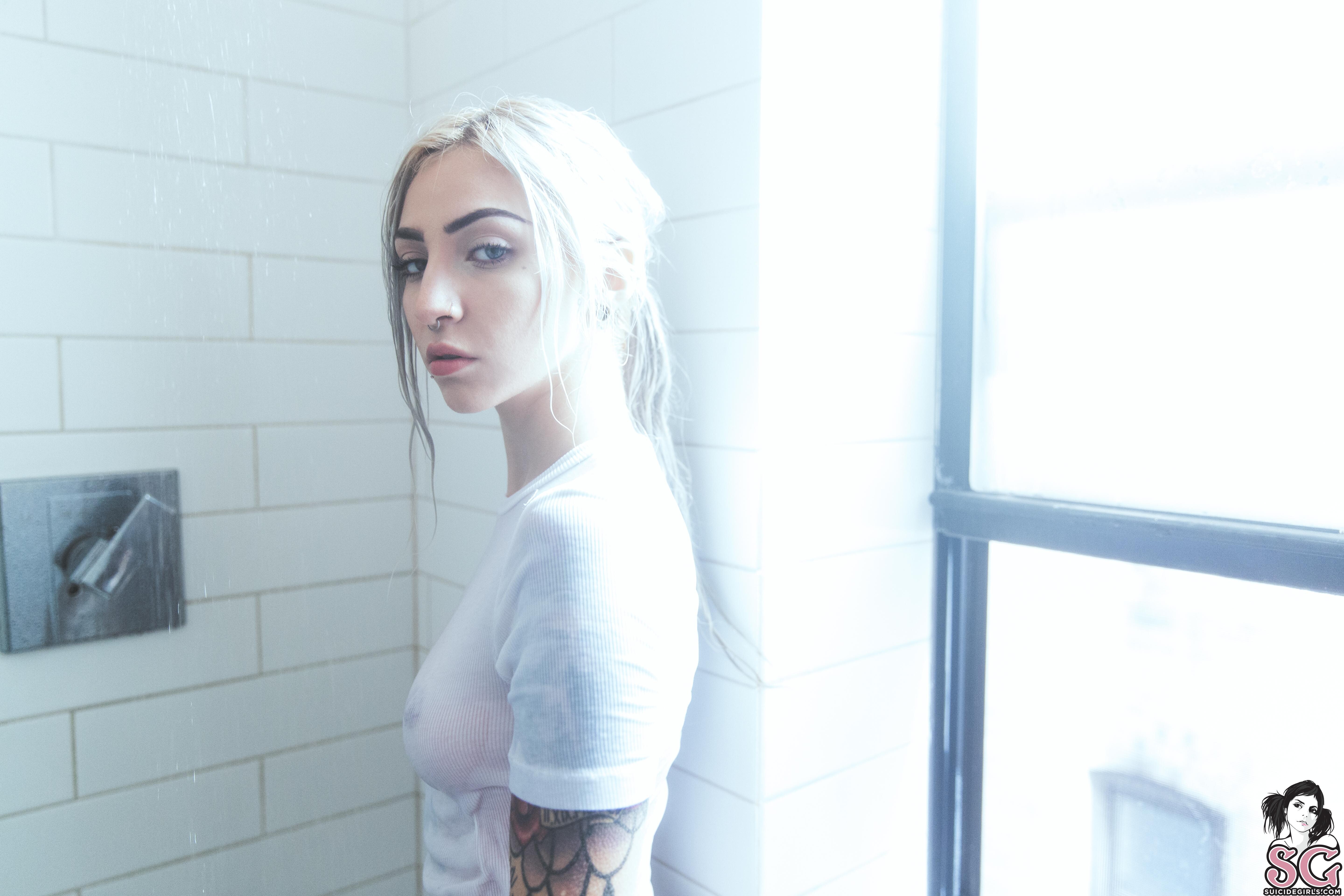 SuicideGirls-Ivory---Untitled-14.jpg