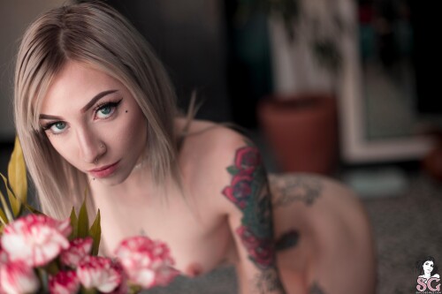 SuicideGirls-Ivory--Rose-Quartz-52.jpg