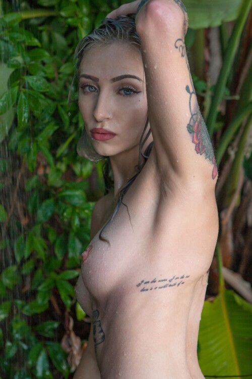 SuicideGirls-Ivory--Sunshower-48.jpg