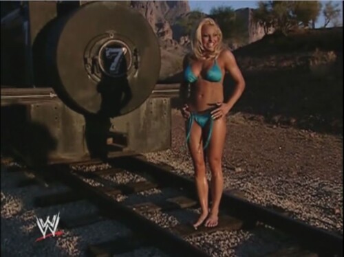 Trish-Stratus-Feet-1871703.md.jpg