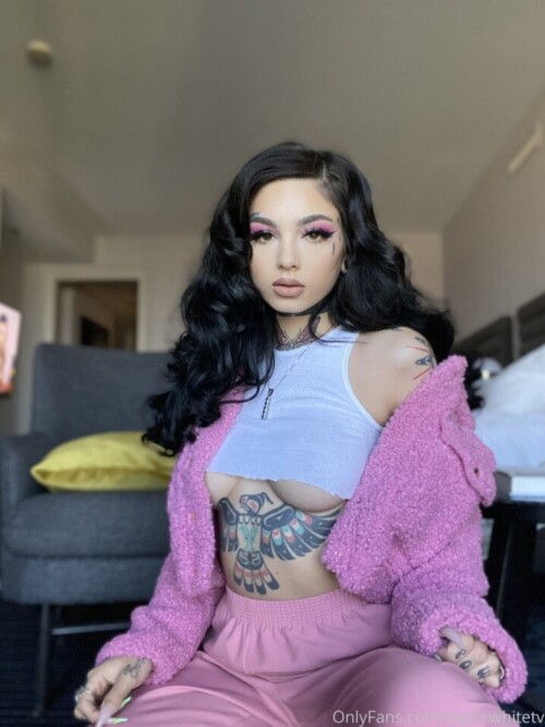 Taylor White | taylorwhitetv Nude Leaked Onlyfans Photo