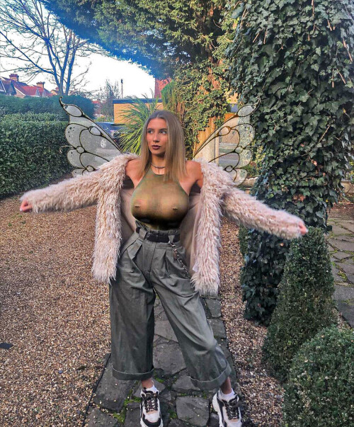 SOZZLEPOPP / devilfairyyy Nude Leaked Onlyfans Photo SOZZLEPOPP / devilfairyyy Nude Leaked Onlyfans Photo