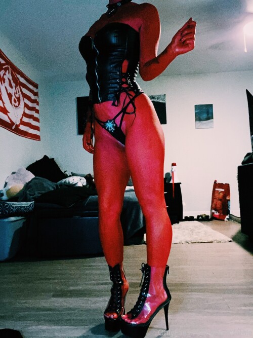 Phoenfatale | Vampiriczlut Nude Leaked Onlyfans Photo Phoenfatale | Vampiriczlut Nude Leaked Onlyfans Photo