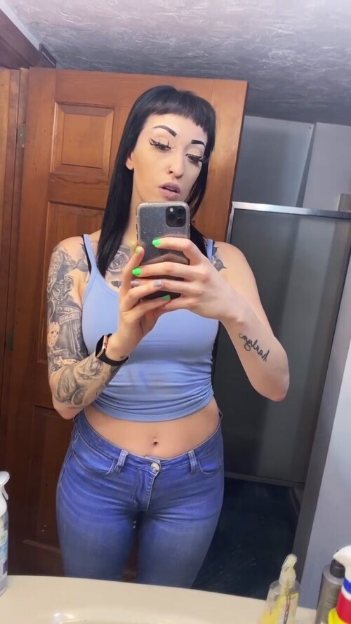 zombae.undead Aka Jillian Nude Leaked Onlyfans Photo zombae.undead Aka Jillian Nude Leaked Onlyfans Photo